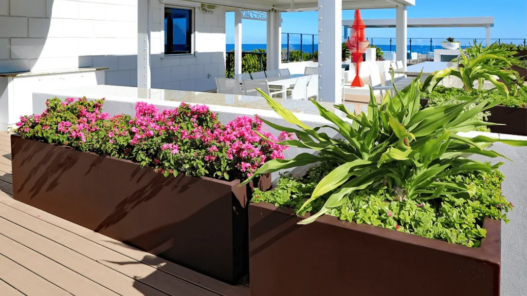 small outdoor planters and garden accents