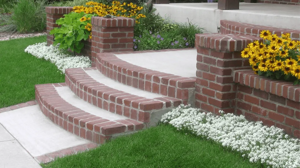Garden Wall Ideas brick wall